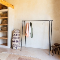 Clothes rack on adjustable inclined trestle-shaped steel legs - Rust-proof treated steel