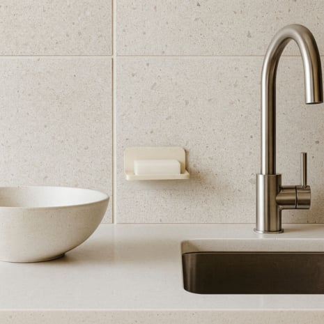 Porte savon mural design en acier plié – Fentes de drainage – Fixation adhésive - Noir mat fine texture