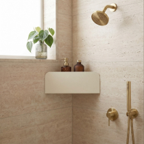 Eckregal für die Dusche aus gebogenem Stahl, selbstklebend, ohne Bohren – 30 × 13 cm – Cremefarben