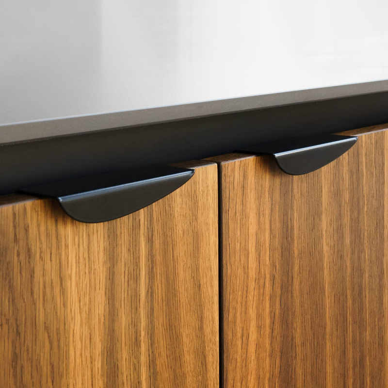 L' Attachante - Design furniture handle - Ripaton steel