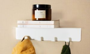 Wall-mounted coat rack